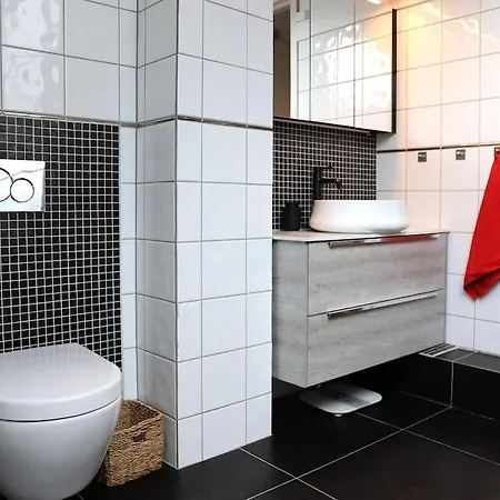 Flott Med 4 Soverom Sentralt I Leilighet *
