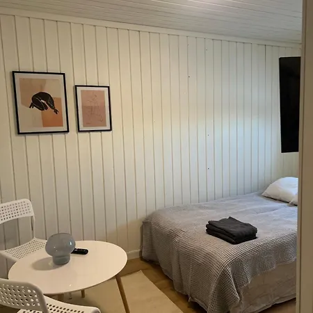 Gamle - Enebakkveien Apartman