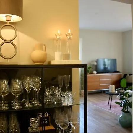 Apartament Modern With A Balcony And Free Parking *