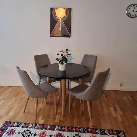 Apartment Solace Apartment, Downtown *