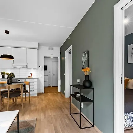 New In Helsfyr Oslo, Near Central Appartamento