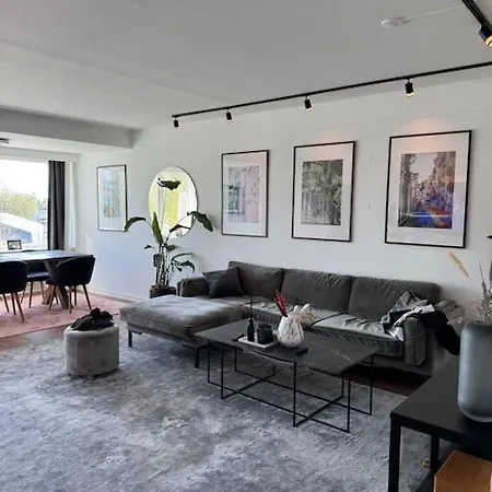 Modern Flat Overlooking