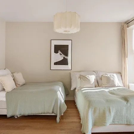 Dinbnb Gruenerlokka I 2-bedroom With Double Queen & Balcony Apartman Oslo