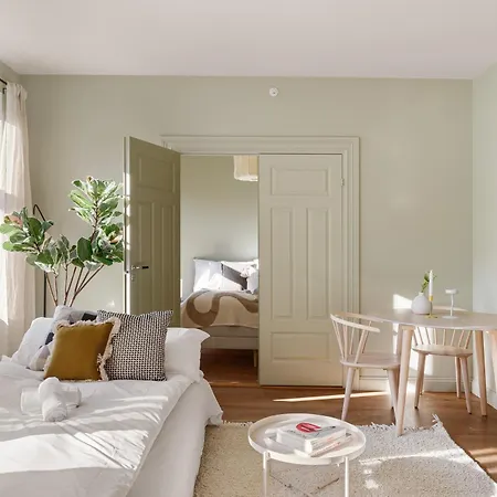 Apartman Dinbnb Gruenerlokka I 2-bedroom With Double Queen & Balcony *