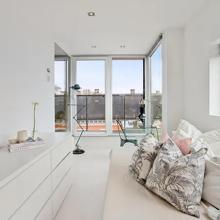 Penthouse In Apartment