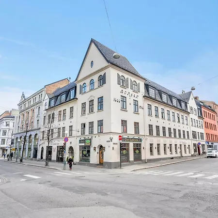 Apartment Forenom Serviced City Hall