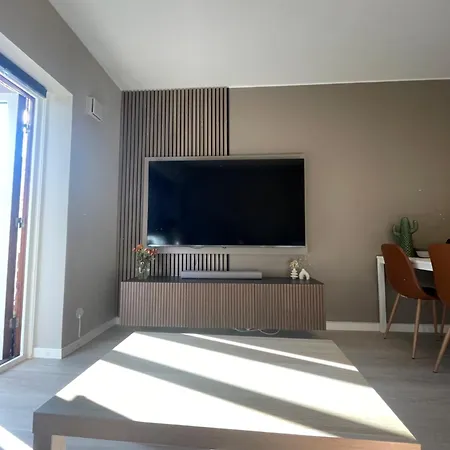 New Renovated Apartment