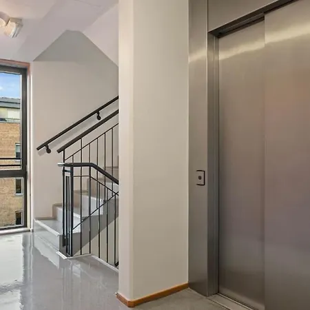 Lägenhet Modern Condo, Oslo
