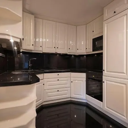 Modern Condo, Lägenhet