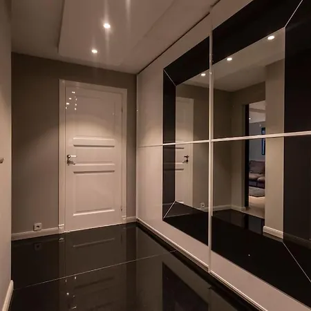 Lägenhet Modern Condo, *