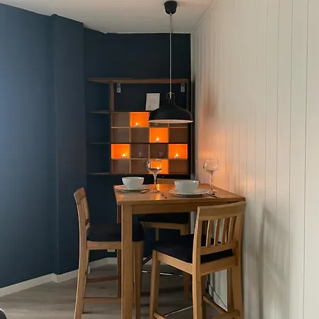Quarto em Acomodações Particulares Privateroomintheapartment