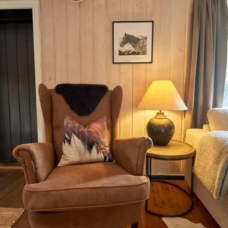 Holiday home Koselig Pa Gardstun I *