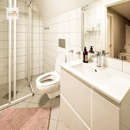 招待所 Big Kitchen Washing & Dryer Wi-fi Feeling *