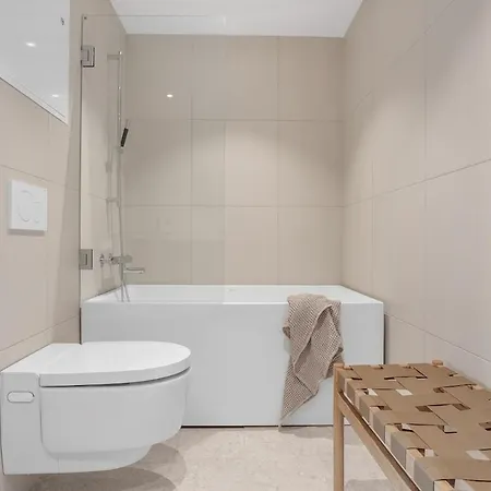 Spectacular 2 Bedroom 2 Bath - - Brand New In 2023 *