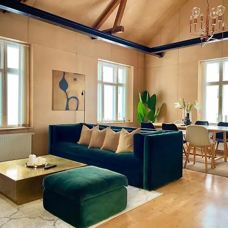 Unique Design House In Center Appartamento *