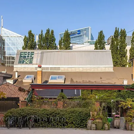 Leilighet Charming With Balcony Rooftop Access *