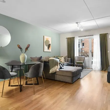 شقة Central Apartment *