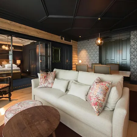 斯堪的克霍门科伦公园酒店 4*