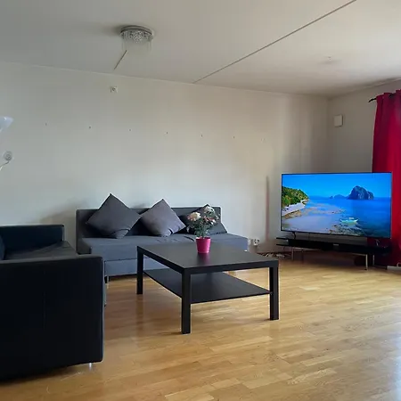 Appartement M5 Center Oslo, 110 Mt, 3 Bedrooms, 2 Toilette, 120 Mt Oslo