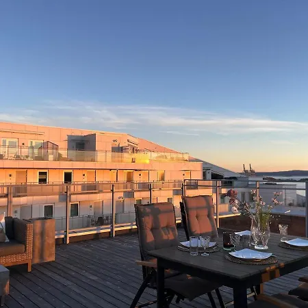 Apartment 112 Sqm Penthouse With An Omg Fjord View *