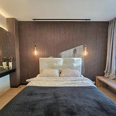 Exclusive Townhouse With Private Rooftop Дом отдыха