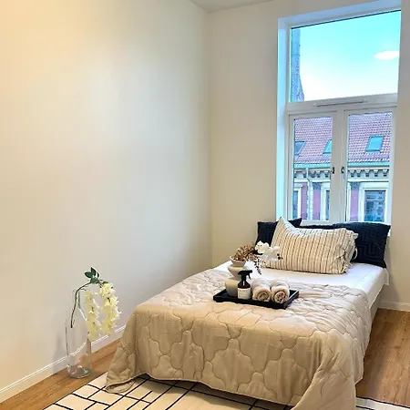 Leilighet Central Apartment With Billiardtable *