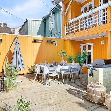 Cosy 4 Bedroom Апартаменты *