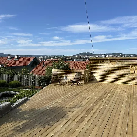 アパート Cozy With Amazing View And Location オスロ