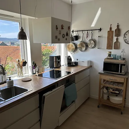 アパート Cozy With Amazing View And Location