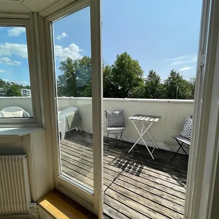 - Center - Spacious Floor With Big Private Balcony * Oslo