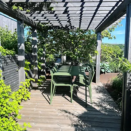 アパート Modern With Big Rooftop Terrace