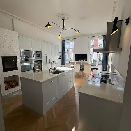 Lägenhet Frogner Central, Pool Table, 180 Sqm, 2 Bathrooms