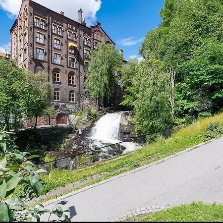 Charming Duplex Near The Beautiful Akerselva River * Oslo