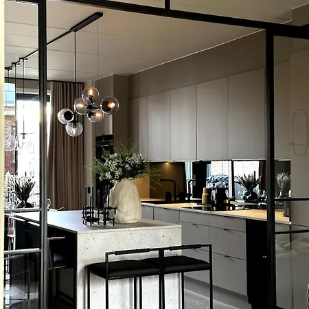 Apartman Modern And With Parking Spot