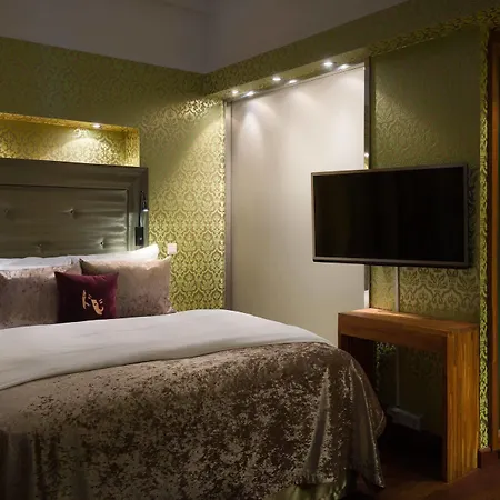 Christiania Teater 4*