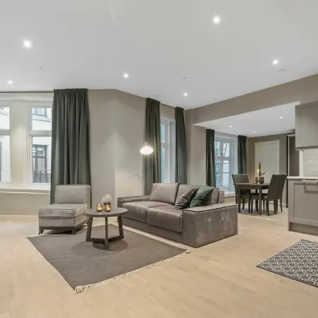 Forenom Serviced Opera Apartment