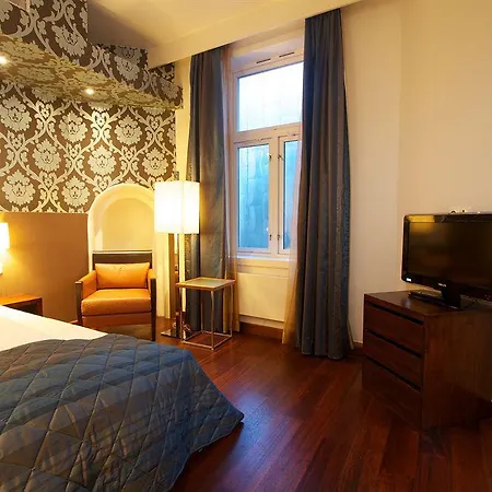 Отель Christiania Teater 4*